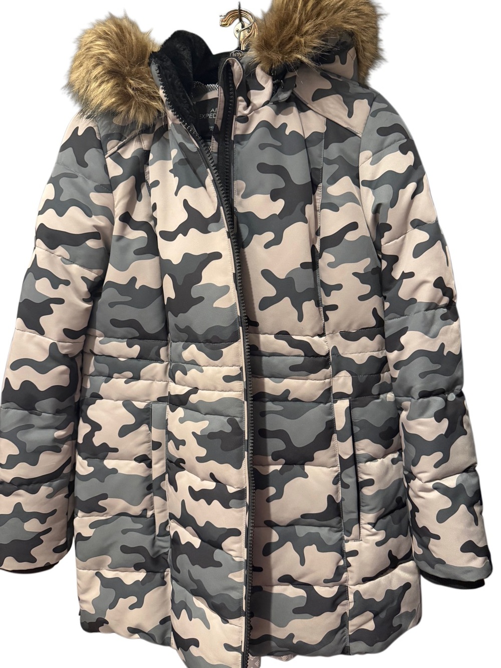 Women's Camo Puffer Coat with Faux Fur Hood